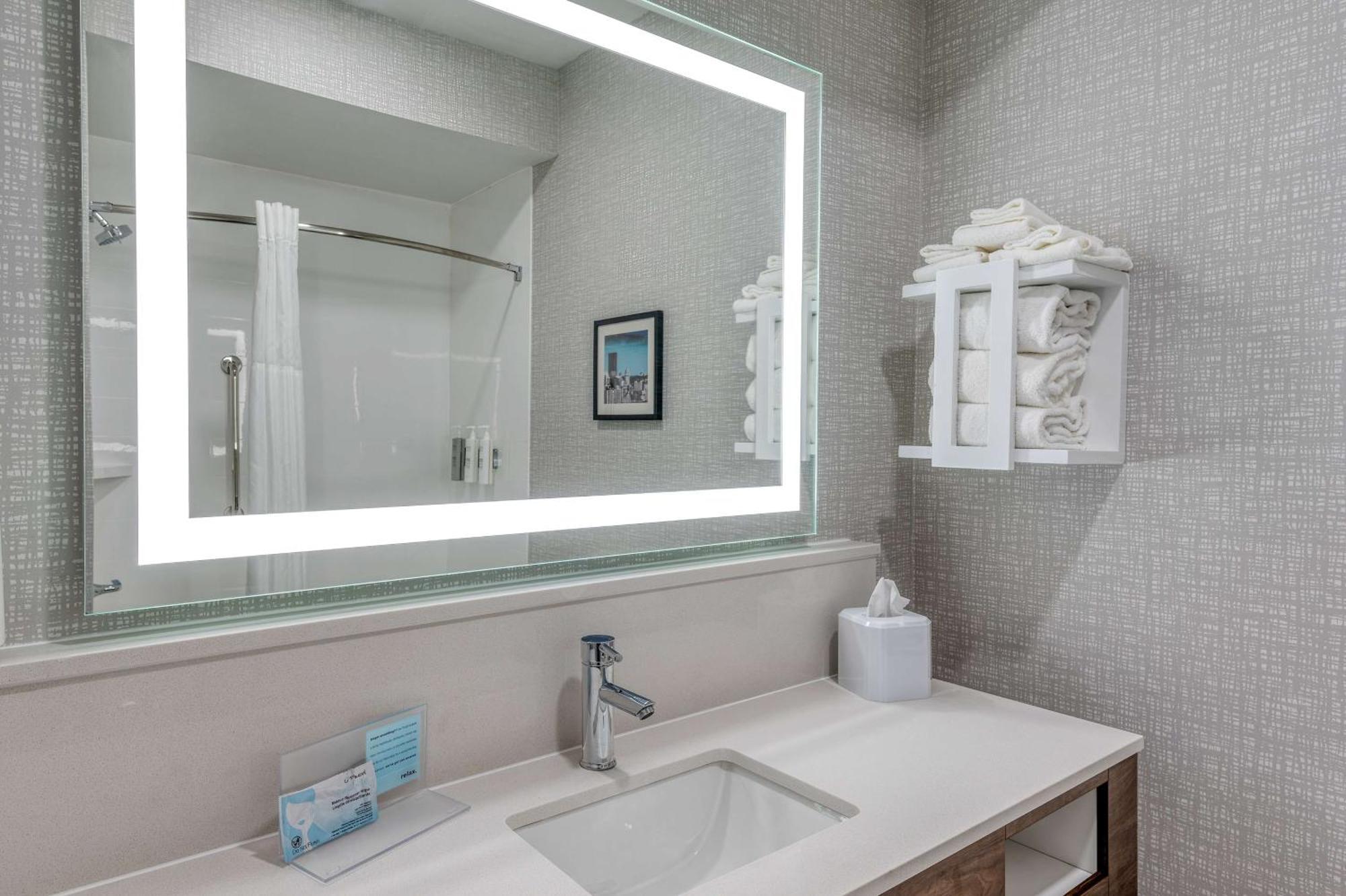 Hampton Inn New Philadelphia Exterior foto